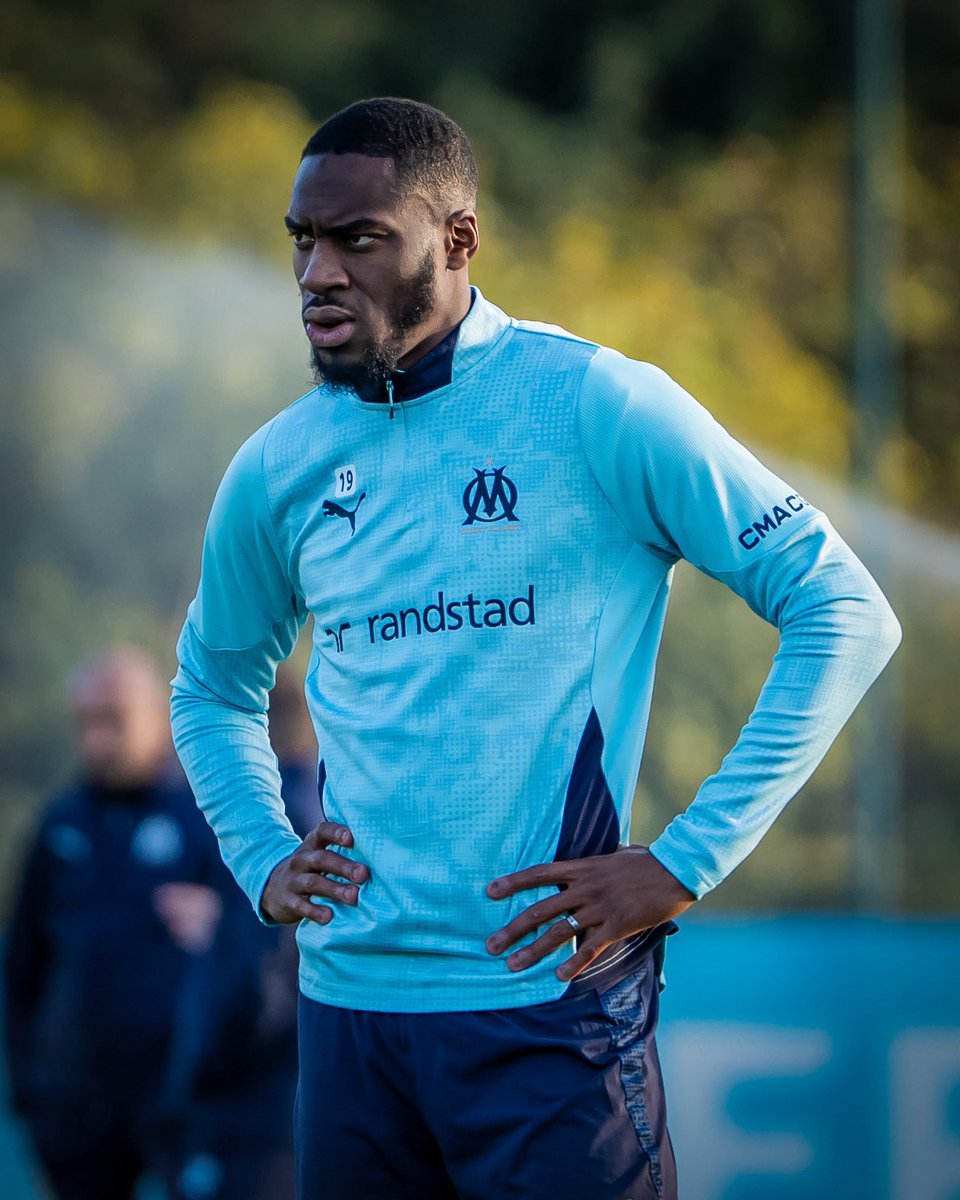 Bilal Nadir 🇲🇦 &amp; Geoffrey Kondogbia 🇨🇫 à l’entraînement.

L’OM revient dans 8 jours.

#TeamOM #OM
