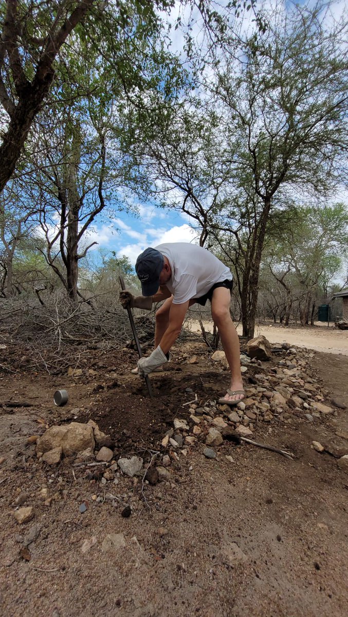 Ons kan en sal self. Dis hoekom die propaganda en aanvalle teen ons so oorweldig is.

Hou moed!
Hou koers!

#Afrikaans #SouthAfrica