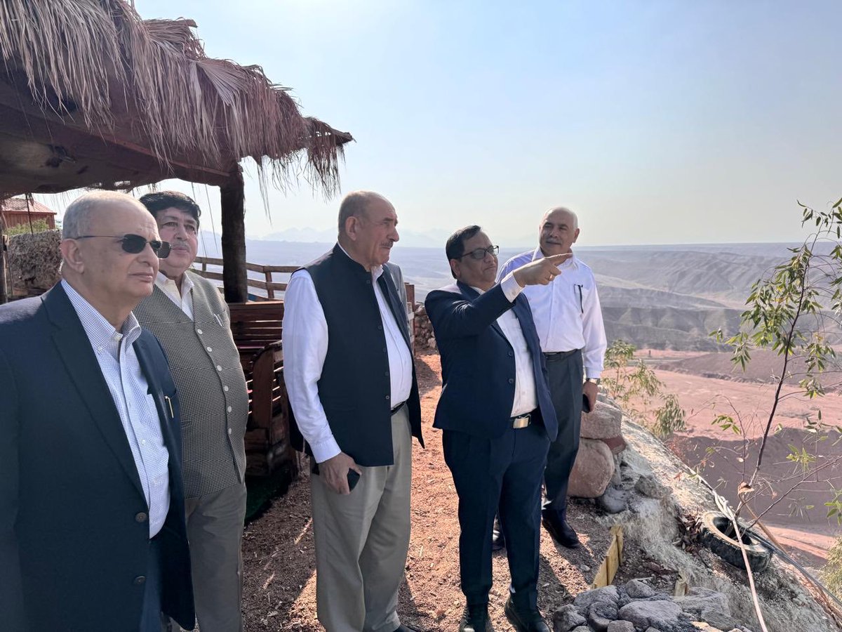 KiritkrJPatel's tweet image. As part of my ongoing visit to JIFCO and JPMC in Jordan, I, along with Shri Dileep Sanghani Ji @Dileep_Sanghani, Chairman, IFFCO, visited the JPMC Aqaba Industrial Complex and Aqaba Port today. The Aqaba Port serves as a strategic gateway, ensuring seamless and efficient…