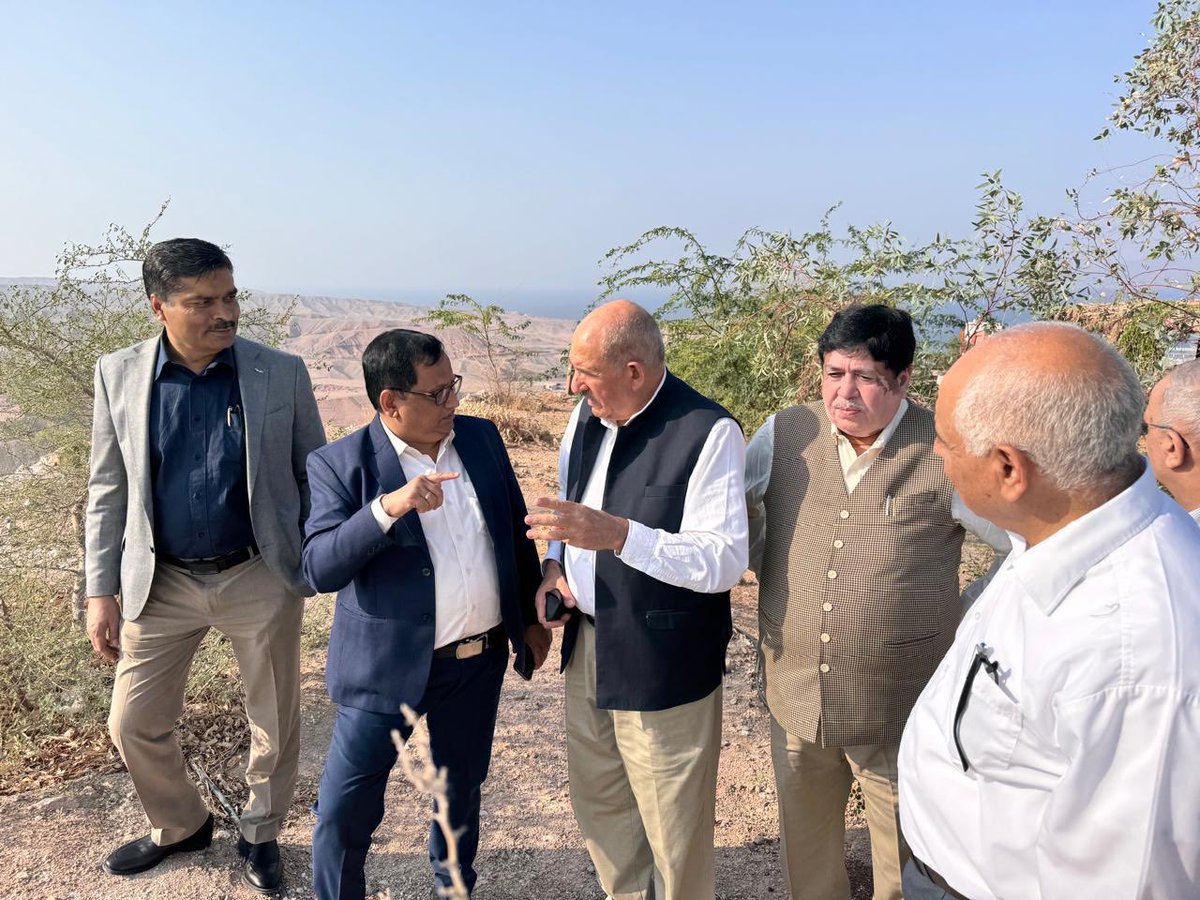 KiritkrJPatel's tweet image. As part of my ongoing visit to JIFCO and JPMC in Jordan, I, along with Shri Dileep Sanghani Ji @Dileep_Sanghani, Chairman, IFFCO, visited the JPMC Aqaba Industrial Complex and Aqaba Port today. The Aqaba Port serves as a strategic gateway, ensuring seamless and efficient…
