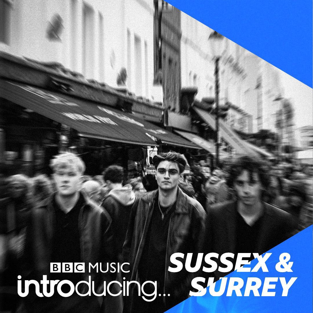 thearistonband's tweet image. Thanks so much @fidgetyali for giving us our very first spin on @bbcintroducing with ‘Fiction’ THIS EVENING between 8-10PM 🥀

Absolutely buzzing x

How you can listen ⬇️

#theariston #newsingle #bbcintroducing #newrelease