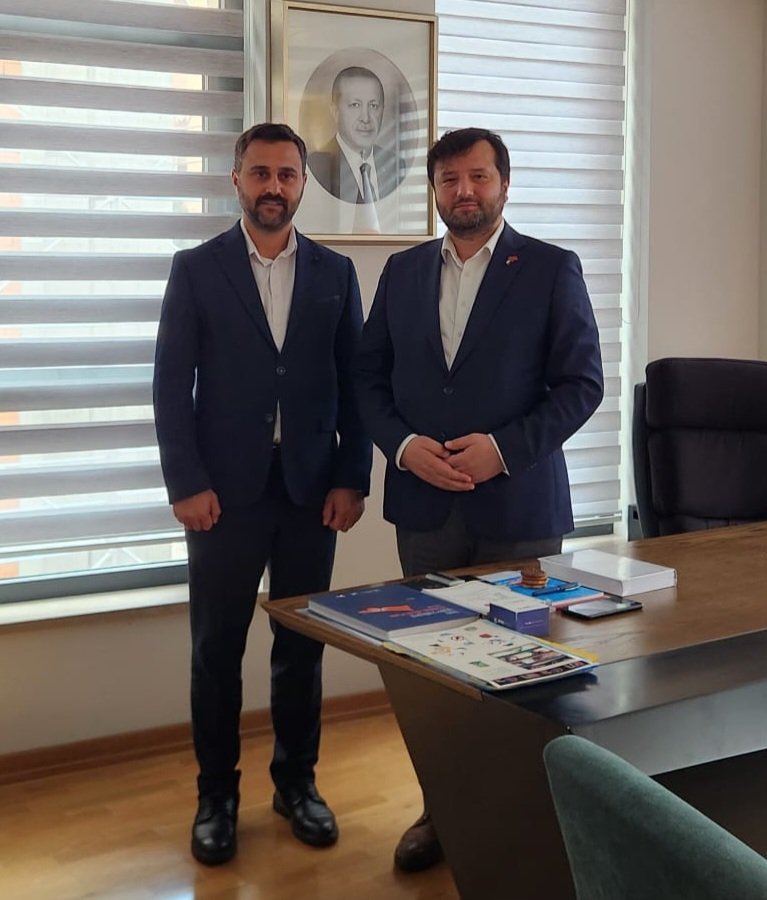 ab_yilmaz's tweet image. Ziyaretinden dolayı Kıymetli Osman Sinoğlu kardeşime teşekkür ediyorum. 
Kendisine sağlık ve afiyet dilerim. 
@sinogluosman