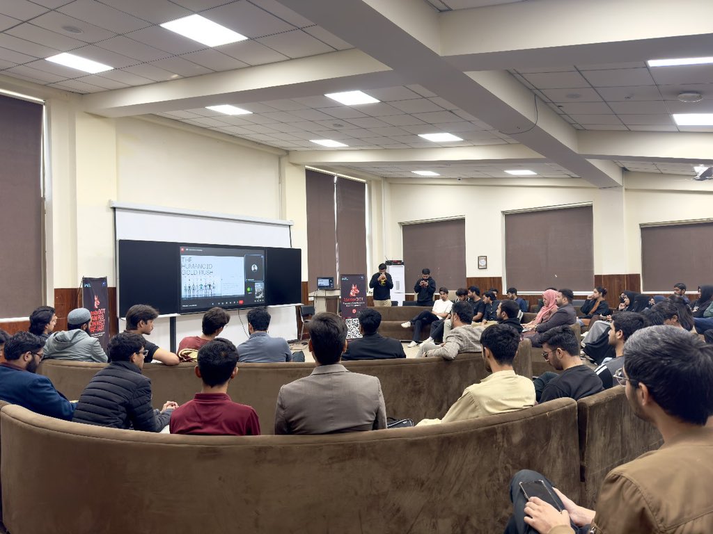 web3pak's tweet image. AI meets Web3 🤝

Web3Pakistan partnered with @MasterBOTsol_ to host the Campus Connect session exploring how robotics, AI, and blockchain are shaping the next wave of innovation.

Grateful to PAF-IAST for the collaboration and warm welcome. 🙌