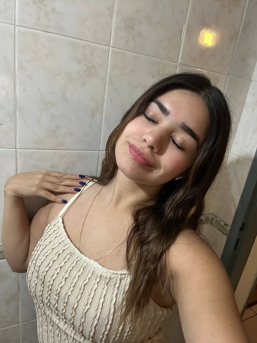 zoee_clrk08's tweet image. 