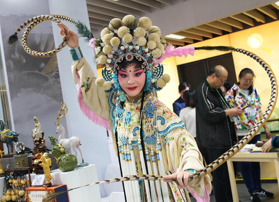 Embassy of China in the Netherlands tweet media