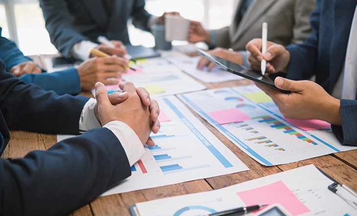 WiserAdvisor's tweet photo. In the article, “Determining Risk and Understanding the Risk Pyramid”, we will walk you through how the investment pyramid works and how you can use it to build a portfolio that fits your goals.
https://t.co/jI7w5Ykx1p https://t.co/wp0NJgIuGL