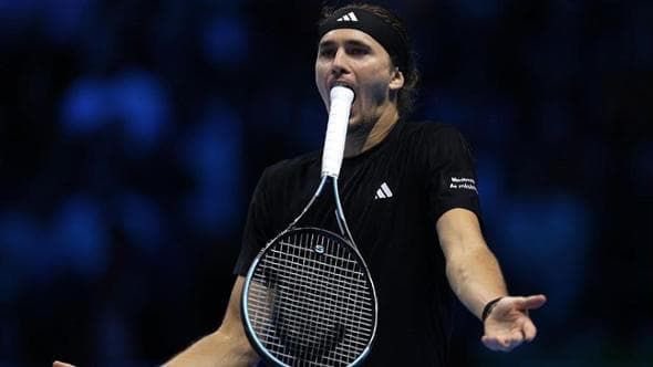 Cinguetterai's tweet photo. 💥Sinner mette in fuga Mediaset, Gigi D’Alessio e Vanessa Incontrada.
Quasi 3 milioni di telespettatori e il 14% di share per la partita di tennis #SinnerZverev su Rai 2.

Su Rai 1 #IlCommissarioMontalbano in replica batte la telenovela turca di Canale 5.

#AscoltiTv #ATPFinals https://t.co/lEnFp20Es6