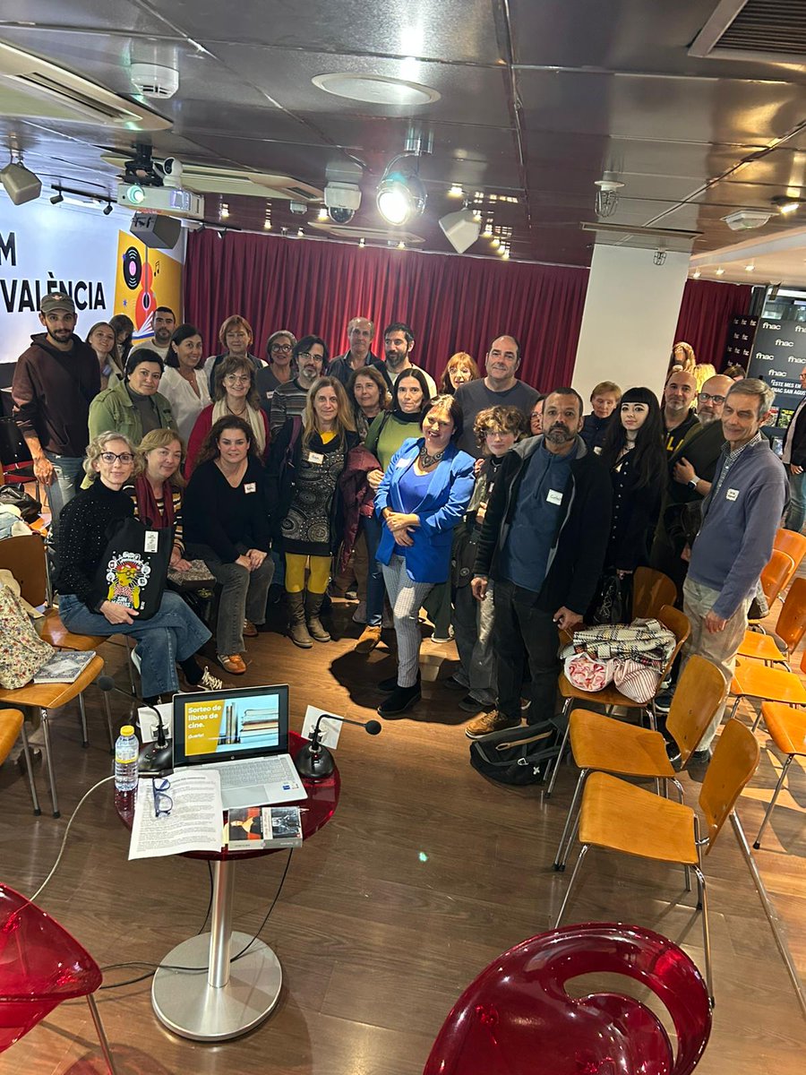 Fantabuloso el acto de ayer en torno a #Frankenstein  organizado por <a href="/mercacine/">Mercacine</a> <a href="/AdaptaMarket/">AdaptaMarket</a> <a href="/Fnac_ESP/">Fnac España</a> <a href="/labutaca/">LaButaca.net</a> Muy bien ambiente y participación, excelentemente conducido por Ángel Castillo. ¡Mil gracias a todos!