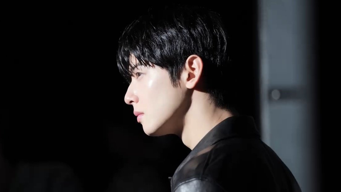eunwoo_3029_pf's tweet photo. なるほどこりゃ眩しくて見えない
︎︎✨︎︎︎✨︎︎︎✨︎︎︎✨︎︎︎✨︎︎︎✨︎︎︎✨︎︎︎✨︎︎︎✨︎︎︎✨︎︎︎✨︎︎︎✨︎︎︎✨︎︎︎✨︎︎︎✨︎︎︎✨︎💫(⌯᷄ὢ⌯᷅ก )

#차은우 #CHAEUNWOO #チャウヌ #아스트로 #ASTRO
#MIMAC #대성마이맥 https://t.co/gOz0KinrwQ