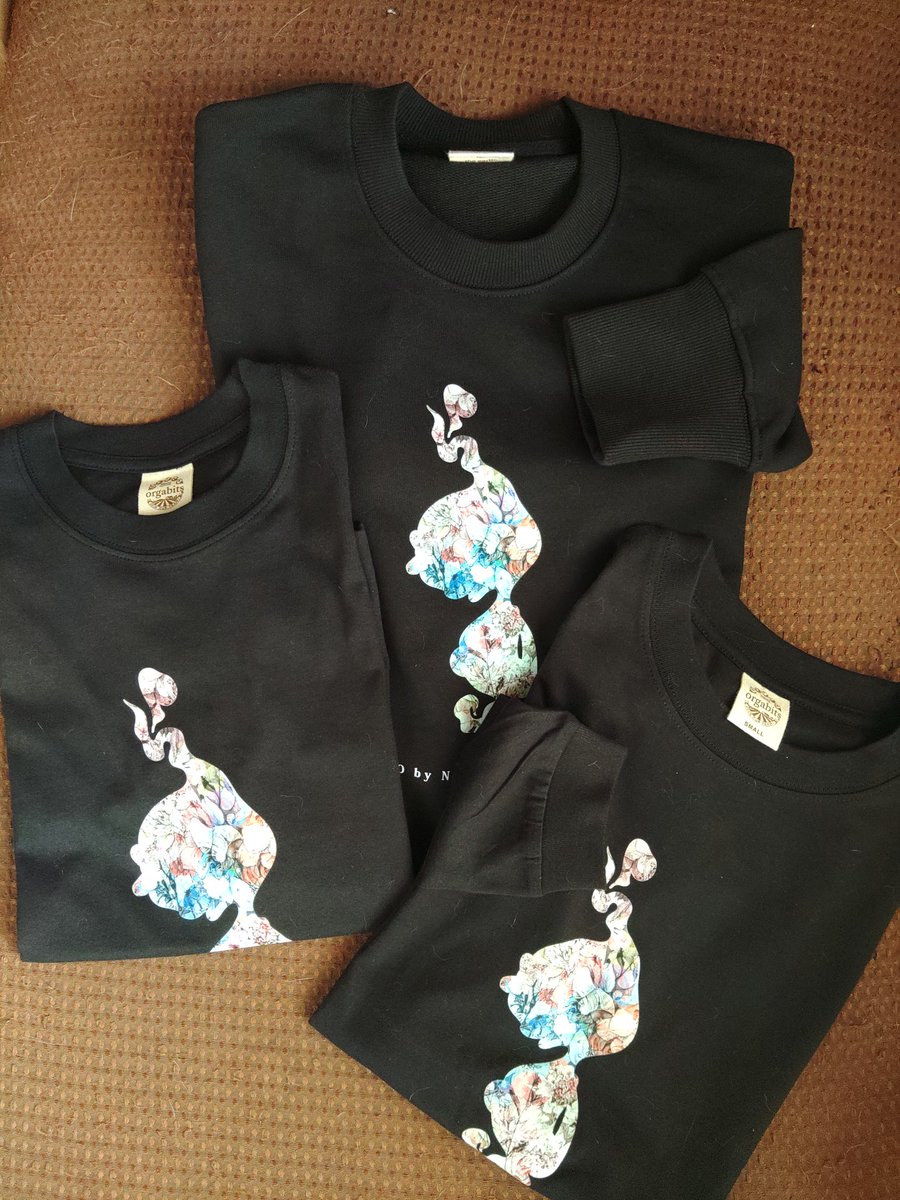 sabatora335's tweet image. ワイのトコにもZEROちゃん来たでー!! 早速ZEROちゃんロンTとClubZeroジップアップパーカーきて映画館にプレデター観に行ってきた♪
プレデター面白かったし あの容貌なのに観てるうちにイケメンヒーローに見えてくる不思議ww

 #心霊番組ゼロ
#NINOMIYADesign