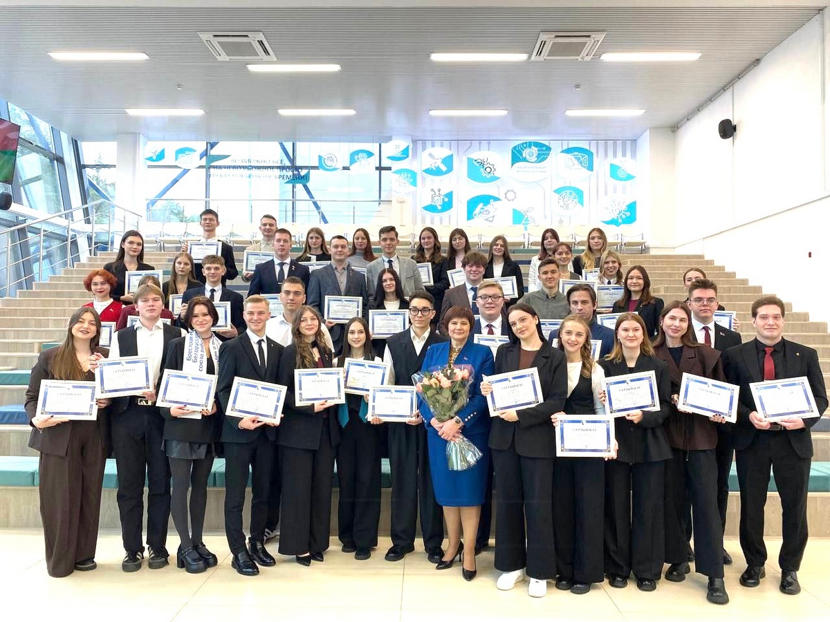 yo_vstu's tweet image. III Республиканский форум «Профсоюз на 360°»
студентов
С 11 по 12 ноября 2025 года на базе Международного университета «МИТСО» прошел III Республиканский форум «Профсоюз на 360°»
vstu.by/news/3401-iii-…