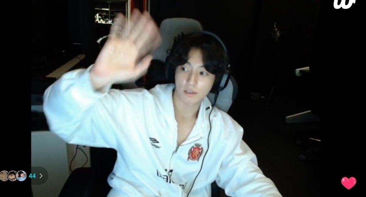 sgmin_seven's tweet image. ALL IN THE SAME DAY??