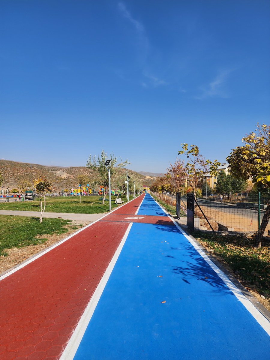 Yunus Emre (𐰖𐰃𐰡𐰃𐰺𐰢) tweet media