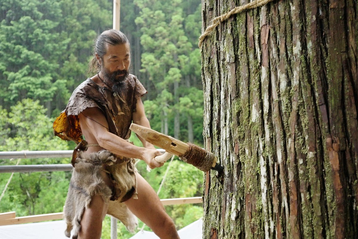 【11月24日（月・祝）特別展関連・縄文さん＆関野さんによる講演・上映会　開催！】
縄文さんこと雨宮さん主演映画「みんなのふね」を含む2作品をダイジェスト上映！
さらに、グレートジャーニーで知られる冒険家の関野吉晴氏にもご登壇いただきます🚢