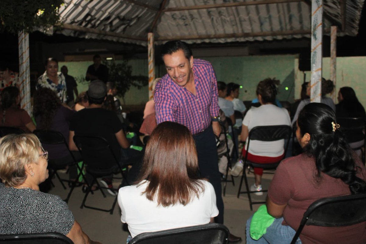 Hoy realizamos la Jornada #35 del #DiputadoEnTuColonia en Villa Sauces–Dunas.
Seguimos en territorio, fortaleciendo comunidad y trabajando a paso firme para Informar, Escuchar y Servir a las familias del #Distrito6.
#MásTerritorioMenosEscritorio