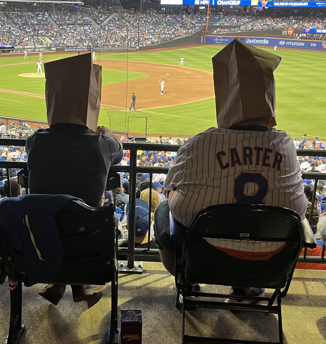 MattPiperJenks's tweet image. Dear Frank Earl Fleming,

Happy 50th Birfday Brudder.

When you accepted my invitation to a Knicks game 3 years ago, I hoped we’d get along and have a fun night. Maybe get some content.

The Knicks beat the Celtics that night, we somehow got seated behind Spike Lee, and the best…