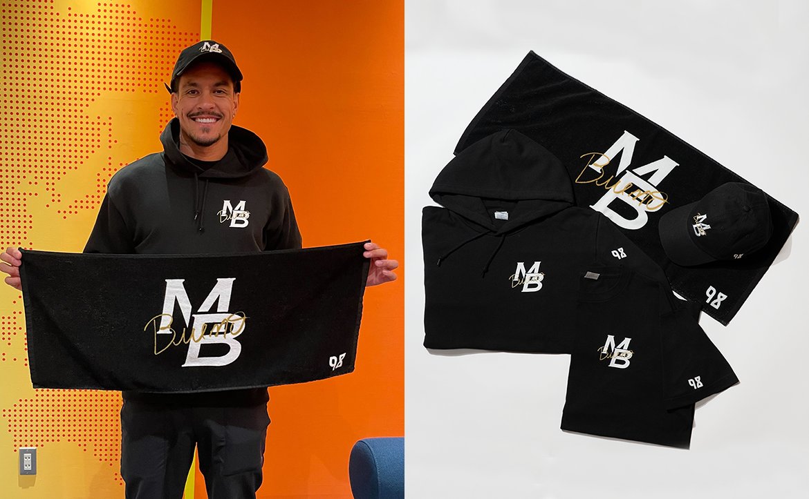 spulse_goods's tweet image. 11/14(金)発売！
#マテウスブエノ 選手 記念＆公約グッズ🎊

s-pulse.co.jp/news/detail/56…

「エスパルス総選挙イケメン部門」で1位に輝いた記念グッズ✨
そして公約に掲げた本人監修「MBグッズ」を販売します📣

🍊ラインナップ
・3Dグッズ（フィギュア＆ステッカー）
・ボイス入り目覚まし時計…