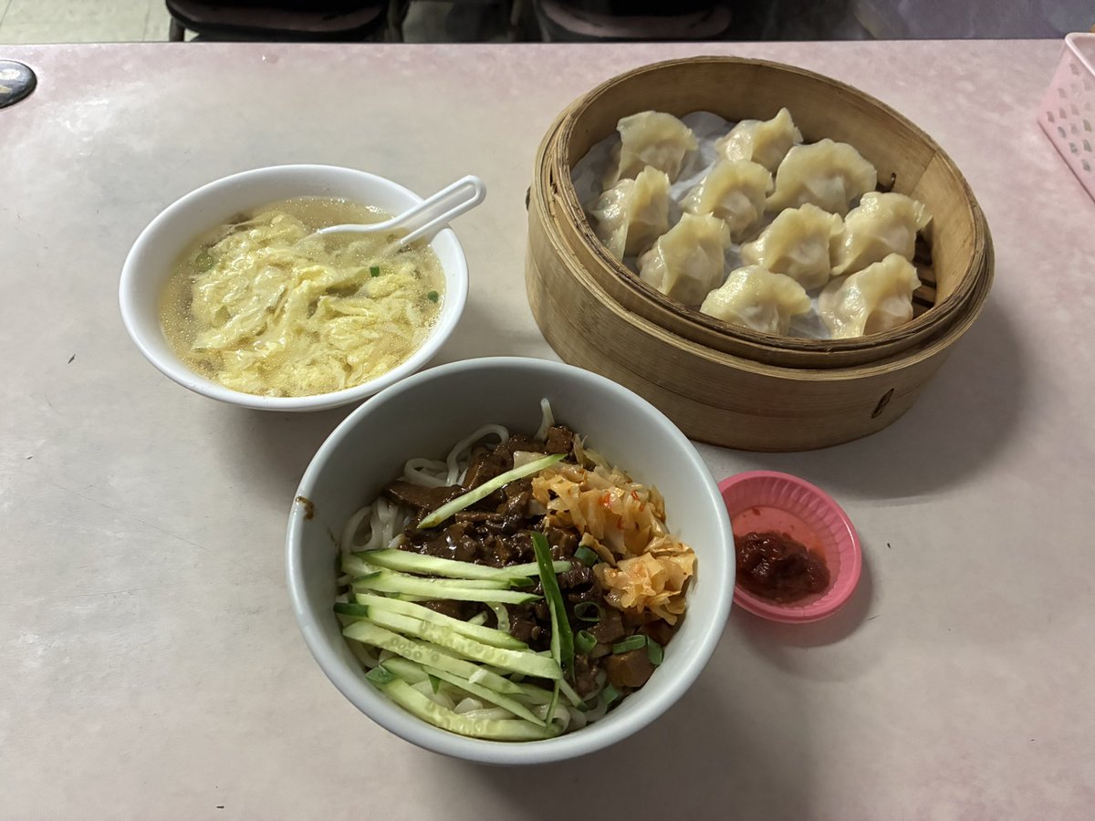 たくさん食べたい日です
＃台湾