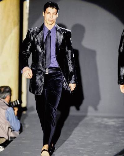 mathcoreemo's tweet image. Still crazy that tom ford makes movies he shouldn’t have time for that and also is the best thing the ever happen to Gucci