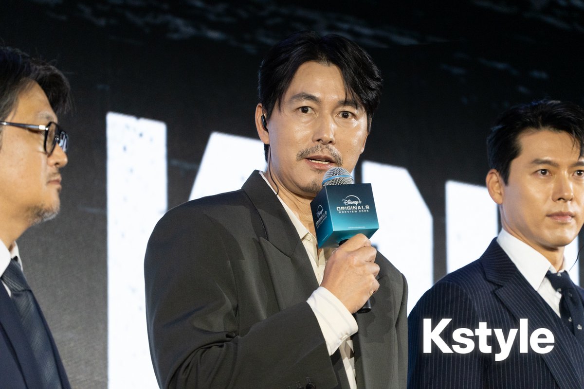Kstyle_news's tweet photo. 【PHOTO】
ヒョンビン、チョン・ウソン、ウ・ドファン
「メイド・イン・コリア」をPR🗣️

「ディズニープラス・オリジナル・プレビュー2025」に登場！

▼ソロカットあり（写真11枚📸） 
https://t.co/lTYJWauq5z

#ヒョンビン #チョンウソン #ウドファン
#メイド・イン・コリア https://t.co/FISh7Thdkn