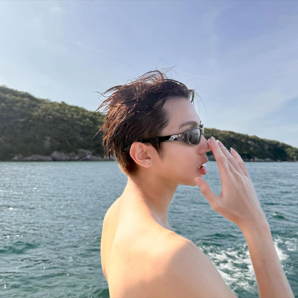 Swiewiee's tweet image. สิมิลันทำไรวะ?! นี่ขนาดแค่วอร์มนะเนี๊ย 🌊🌊❤️‍🔥🔥🌊🌊

#APOwachirakon #ALEXbuckland #JAYkansopon