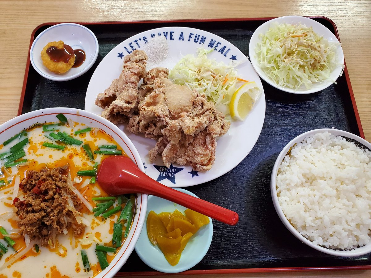 今日は

唐揚げランチ☀️🍴

がっつりいきました‼️🐹
美味しかったです🎵

#HCC飯テロ