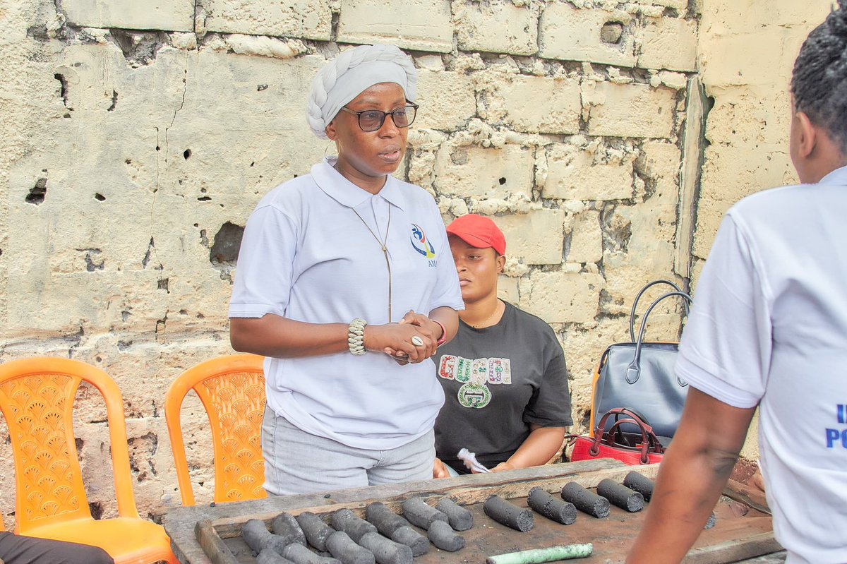 Agis où ta #voix est réellement appréciée et où ton engagement trouve sa juste #reconnaissance, car c’est dans l’authenticité de ta conviction que se trouve la véritable force de ton impact.

Il est fondamental pour une #activiste de reconnaître les environnements où ses efforts