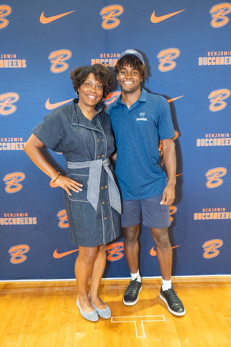 Happy 50th momma. Thanks for everything you’ve sacrificed for the last 18 years of my life. And for being the best parent anyone could ever ask for. I’ll forever be in debt to you 💕