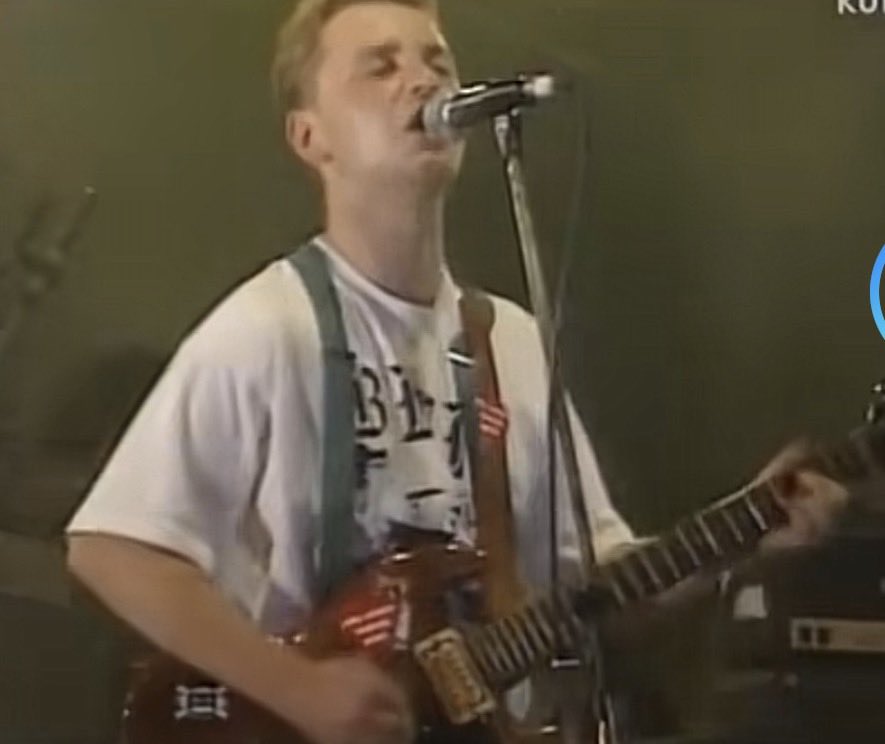 Falconetti1916's tweet image. Siemandero zacni 🙋‍♂️ 
Wszyscy jedziemy na tym samym wózku...
#PunksNotDead