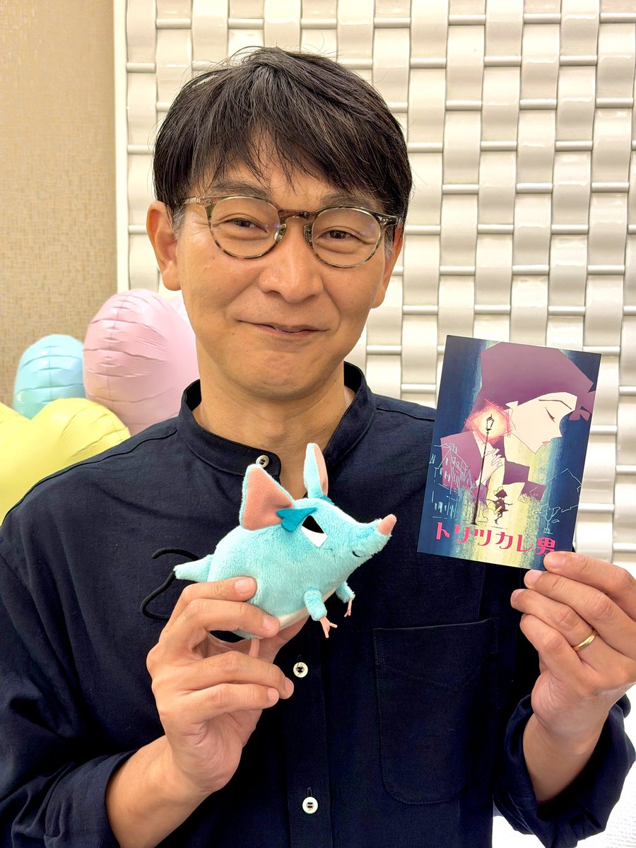 ⎯⎯ #髙橋渉 監督から
　　　コメント到着 ⎯⎯ ⟡.·
 
明日11/14(金)から配布開始となる
入場者特典第2弾
「QRコード付きポストカード」を手に持った
髙橋監督からコメントが到着しました✨

💬コメント💬
すでに映画をご覧になって応援してくれている皆さま、ほんとうにありがとうございます。