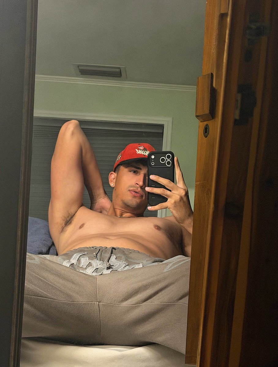 HungHooper tweet media