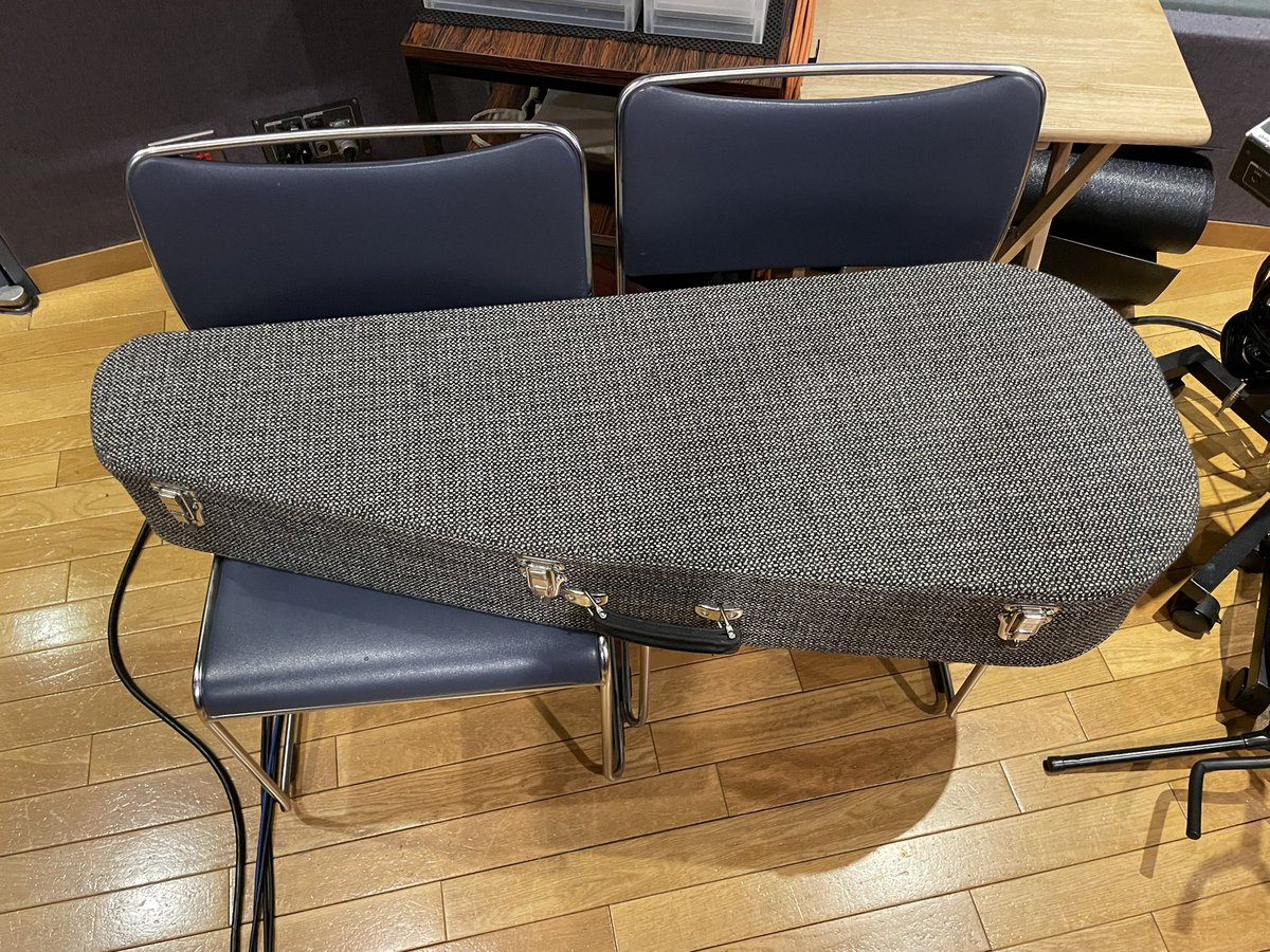 お借りしてるこのベースでRecめっちゃいい感じでした😃 ケースも可愛い