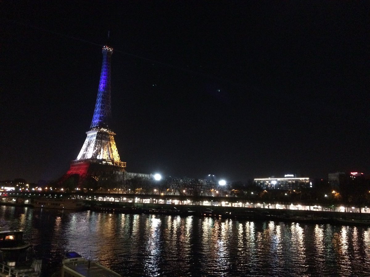 13 Novembre … 🇫🇷🖤🇫🇷