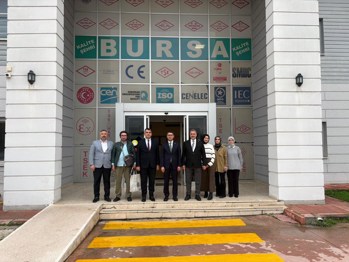 Sanayi ve Teknoloji Bakan Yardımcımız Sayın Muhammet Kasım Gönüllü Bey’i Bölge Koordinatörlüğümüzde ağırladık.
Ziyaretleri bizleri onurlandırdı.
Bölge teşkilatımızın kalite altyapısı, devam eden çalışmalarımız  hakkında kapsamlı bilgi verildi. <a href="/Husrevmehmet/">Mehmet Hüsrev</a>