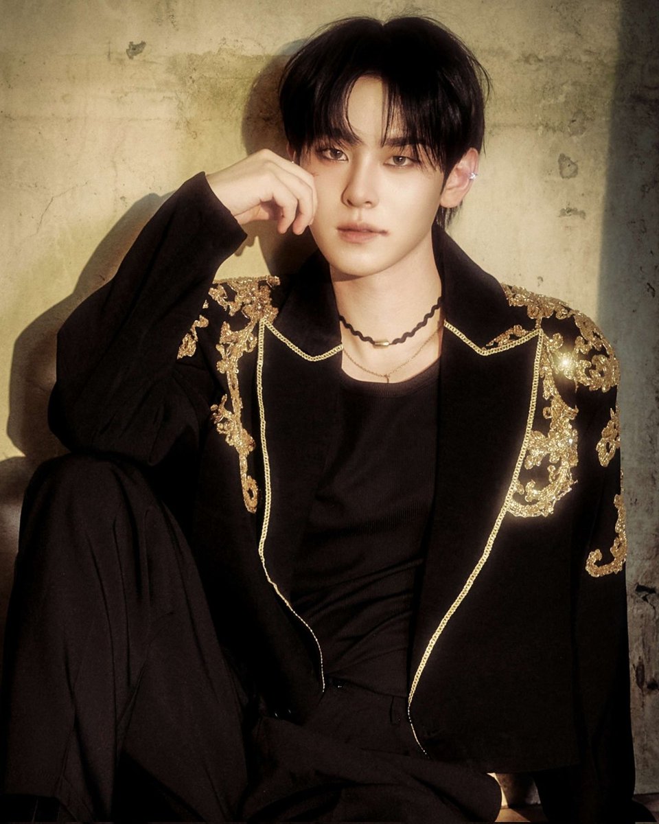 xodiac ヒョンシク Hyunsik's profile photo on Naver has been updated. #XODIAC #소디엑