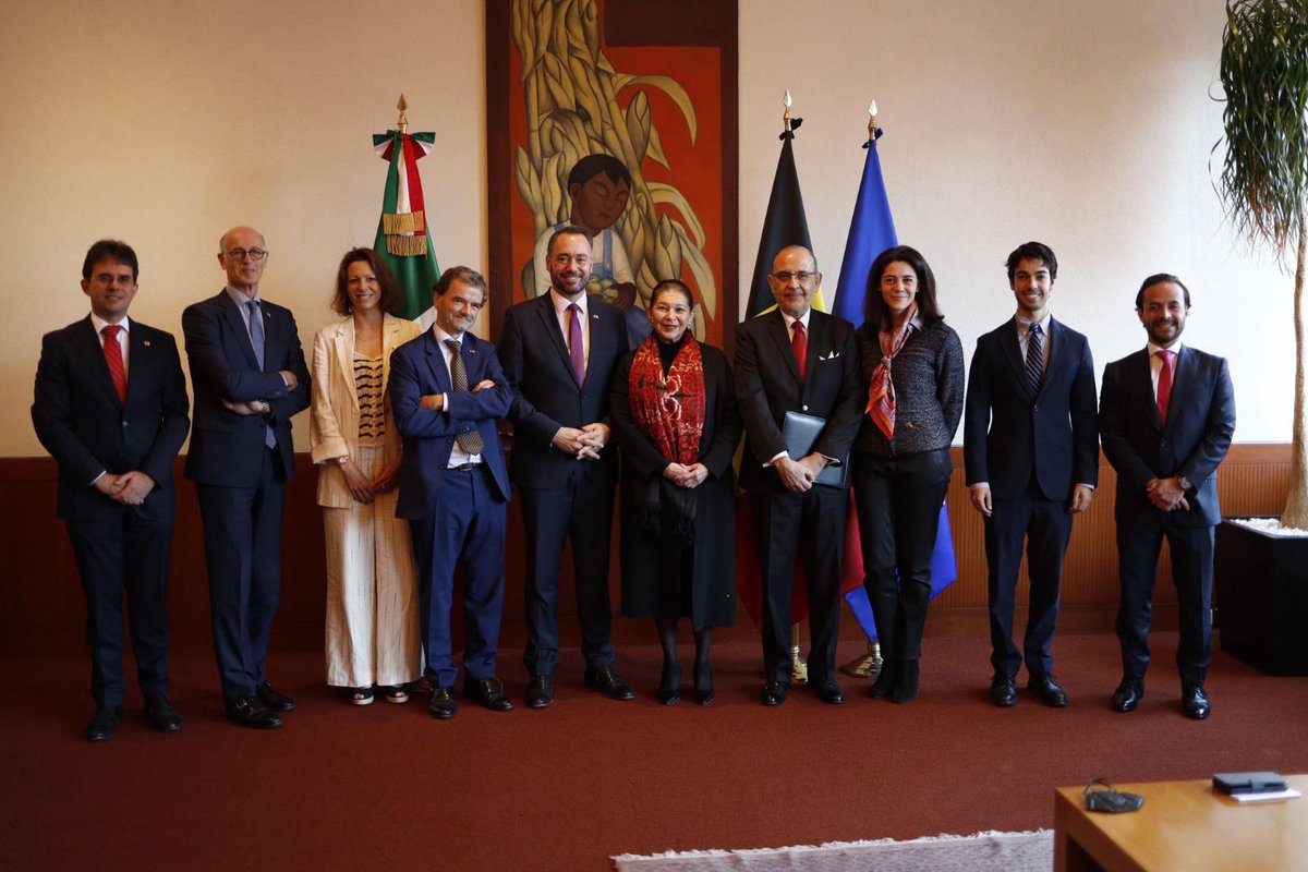 📸 La subsecretaria de Relaciones Exteriores, Emb. María Teresa Mercado (<a href="/mtmercado2002/">María Teresa Mercado</a>), en representación del canciller Juan Ramón de la Fuente, recibió esta mañana al viceprimer ministro y ministro de Asuntos Exteriores y Cooperación para el Desarrollo del Reino de Bélgica