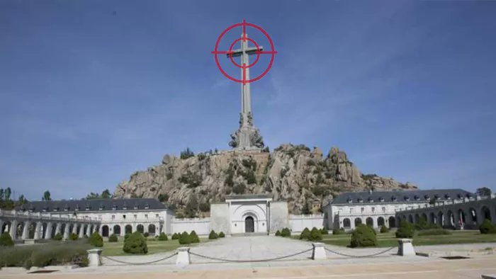 🚨*ROSARIO PÚBLICO en DEFENSA del VALLE de los CAÍDOS.*

📅 Domingo 16 de noviembre.

🕰 12:15

📍 EXPLANADA de la BASÍLICA del Valle de los Caídos.

No hay excusas. No vale quedarse en casa. Tenemos que defender nuestra Fe. No faltes.