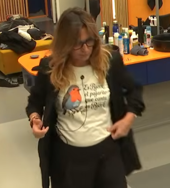 Noemí con la camiseta de 'Es Björk, el pajarito que canta es Björk'

JAJAJAJAJAJAJA
#OTDirecto13N