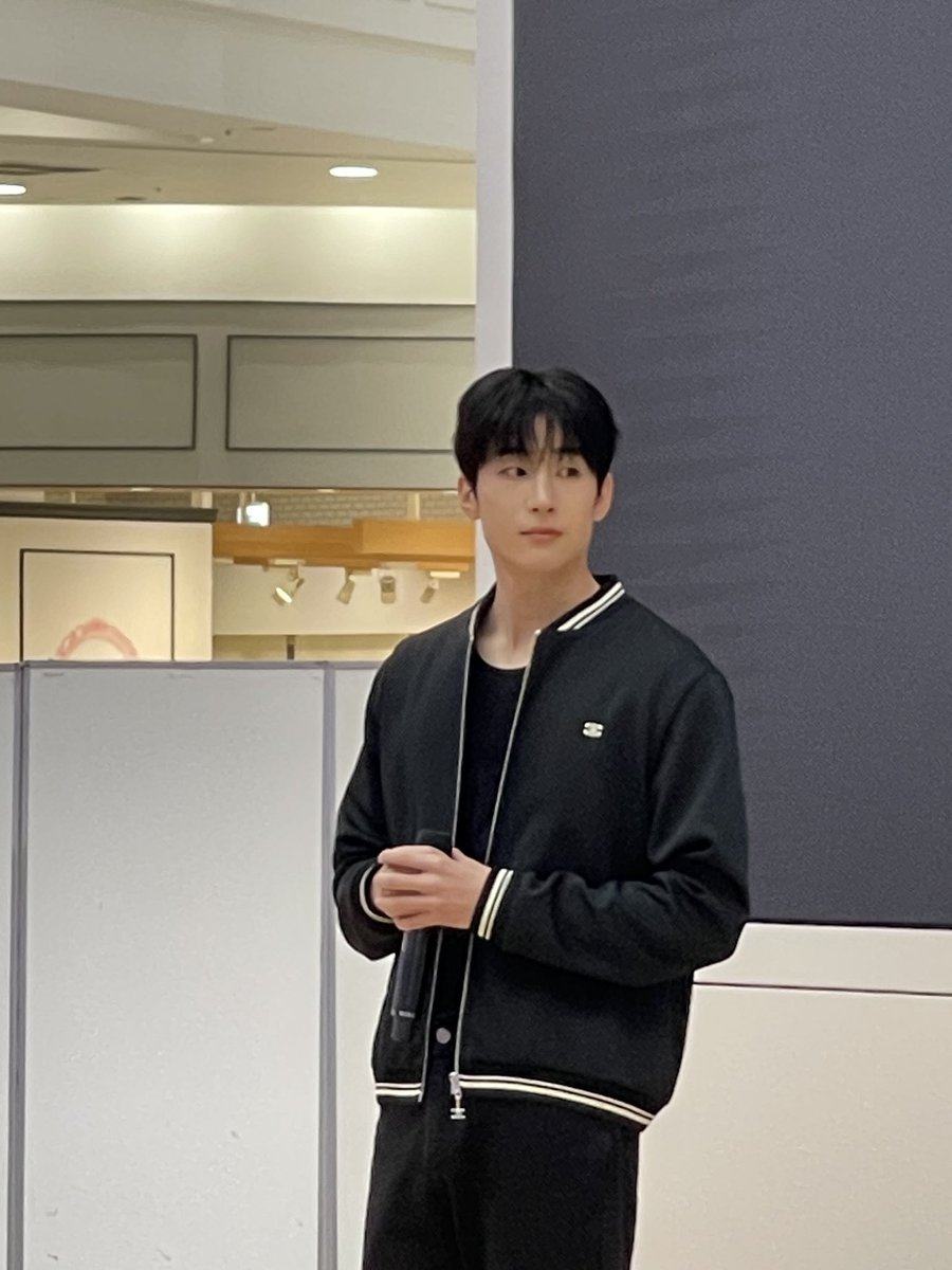 수험생 여러분 모두 수고했어요!!
많이 웃고 행복한 나날들만 가득하시길💜