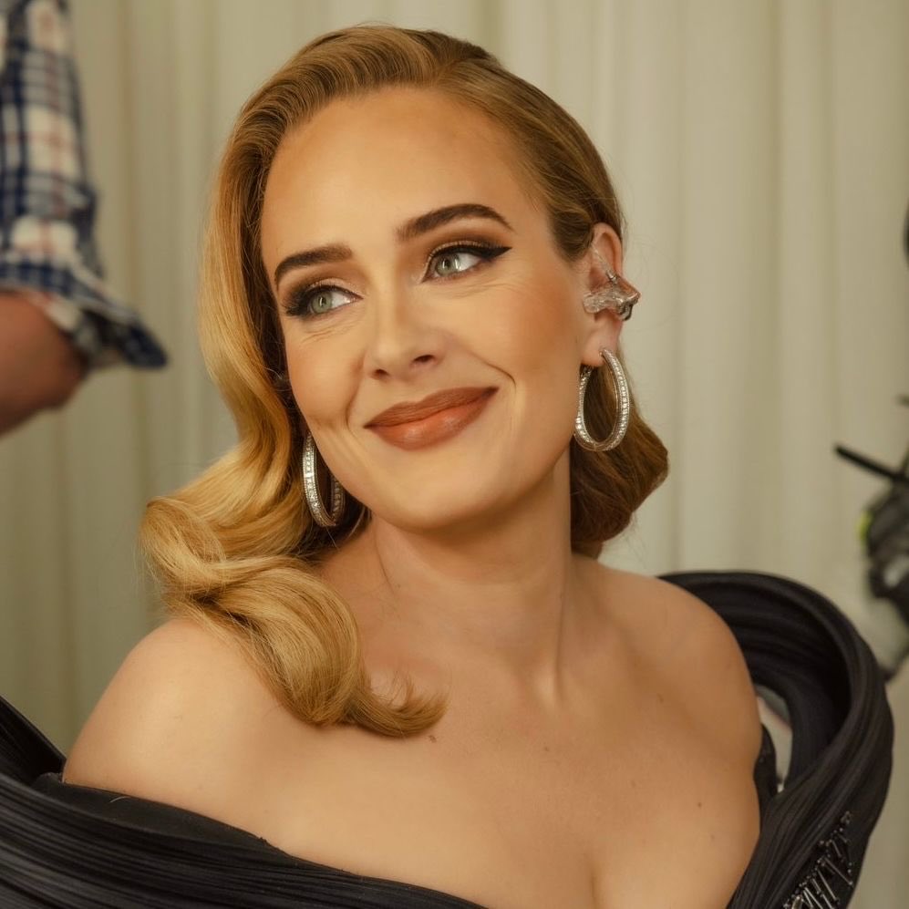 adeleccessbr's tweet image. O @IMDb, o site mais importante 
de reviews de séries e filmes, do mundo, 
já colocou Adele como atriz, na aba do filme 'CRY TO HEAVEN'. 

O filme, em que Adele ira contracenar ao lado de grandes nomes da indústria cinematográfica, tem estreia prevista para 2026 nos cinemas.