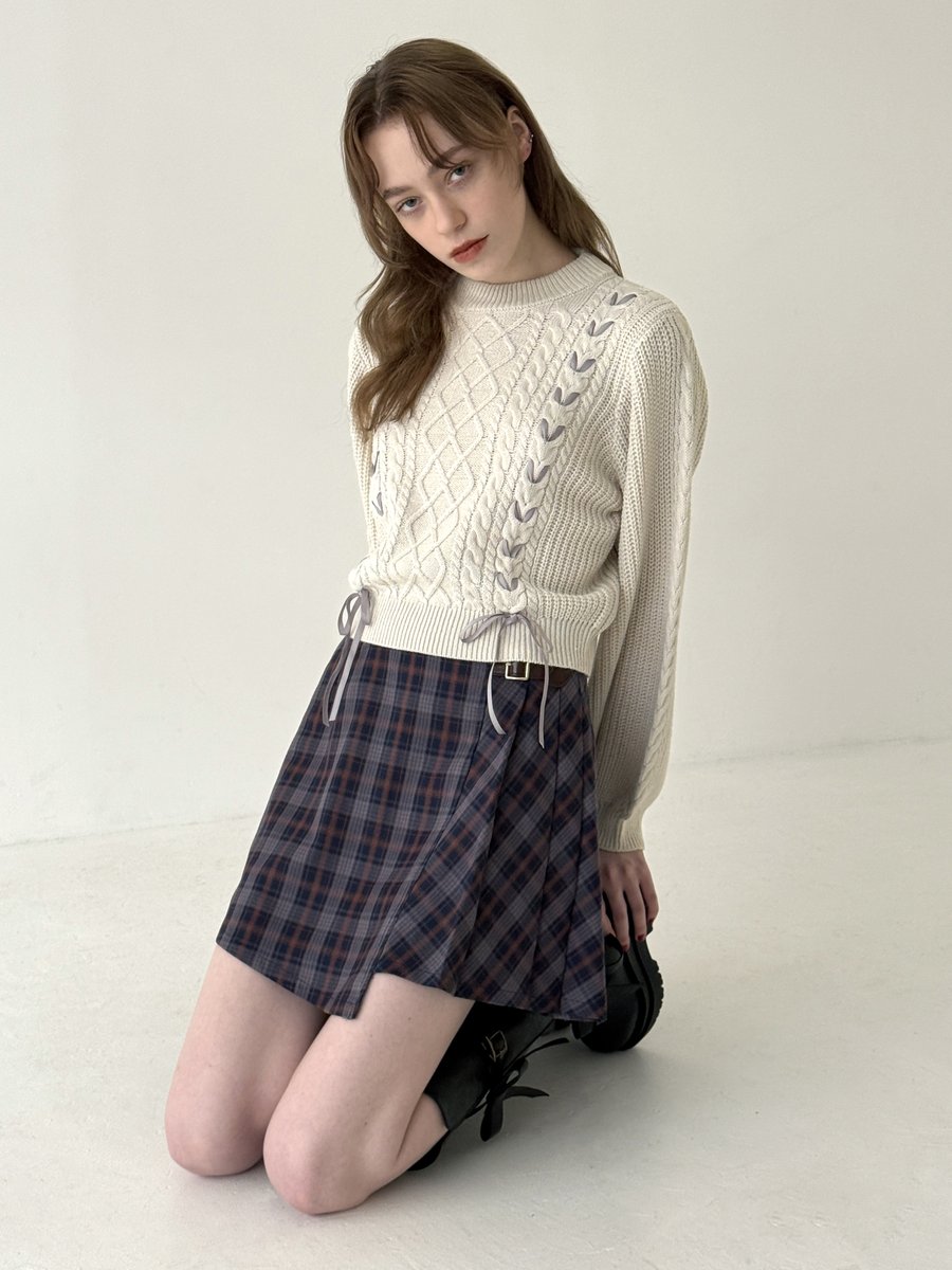 レトロなアシメチェックミニスカート❤
fint-shop.com/c/all/55AG02k0…