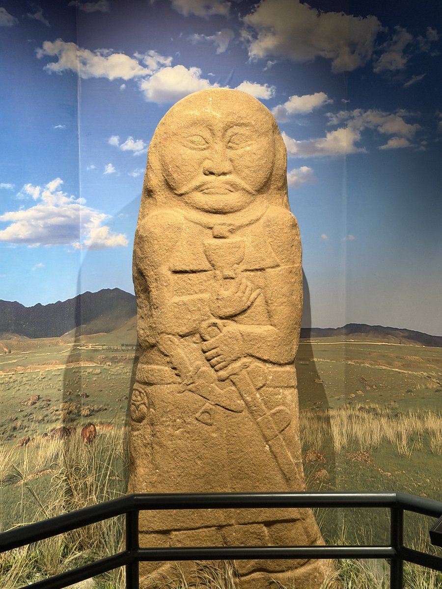 iChongqing_CIMC's tweet photo. Standing at the crossroads of the Silk Road, civilizations collide here! 🗺️ At Bozhou Museum in Xinjiang, I seemed to witness lapis lazuli from Afghanistan—those deep blue gems streaked with gold—being resold by Xinjiang's nomadic peoples before finally reaching far-off Rome. Bozhou, Xinjiang, was truly the hub of ancient trade on the Eurasian continent! ✨🇨🇳 #Museum #Xinjiang #AncientTrade #SilkRoad #CulturalExchange