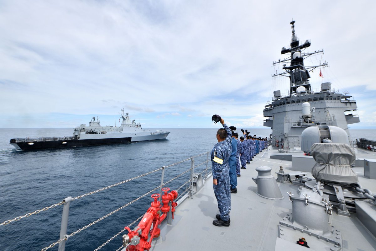 11月11～12日、護衛艦「＃あけぼの」（＃IPD25 第4水上部隊）は