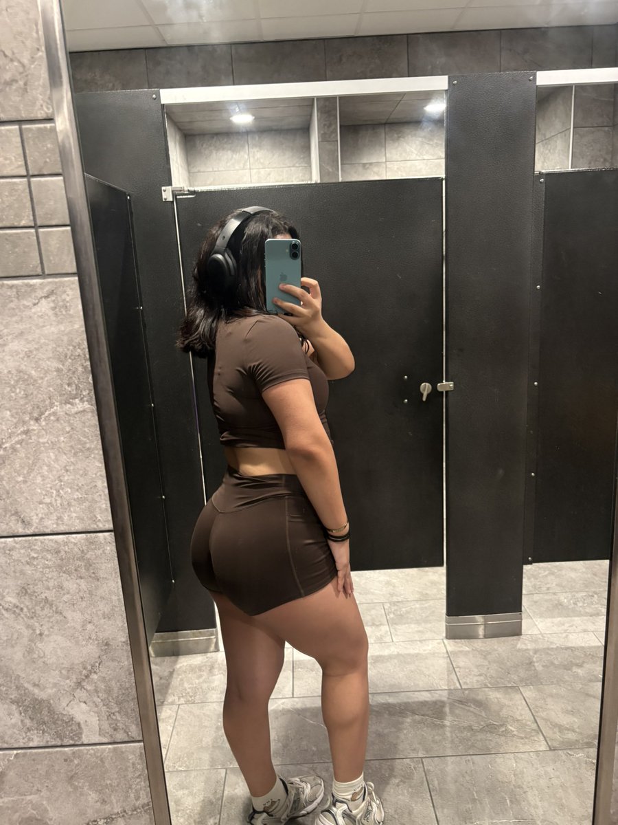 cassy tweet media