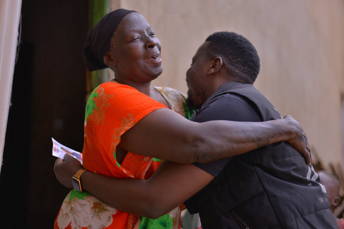 tuffbofficial's tweet photo. When people see hope in your demostration of service as a leader, their gratitude speaks volumes through smiles . Your leadership shines through, as you’ve shown them the way even when it seemed impossible

#communityfirst https://t.co/PQSWkqBnVH