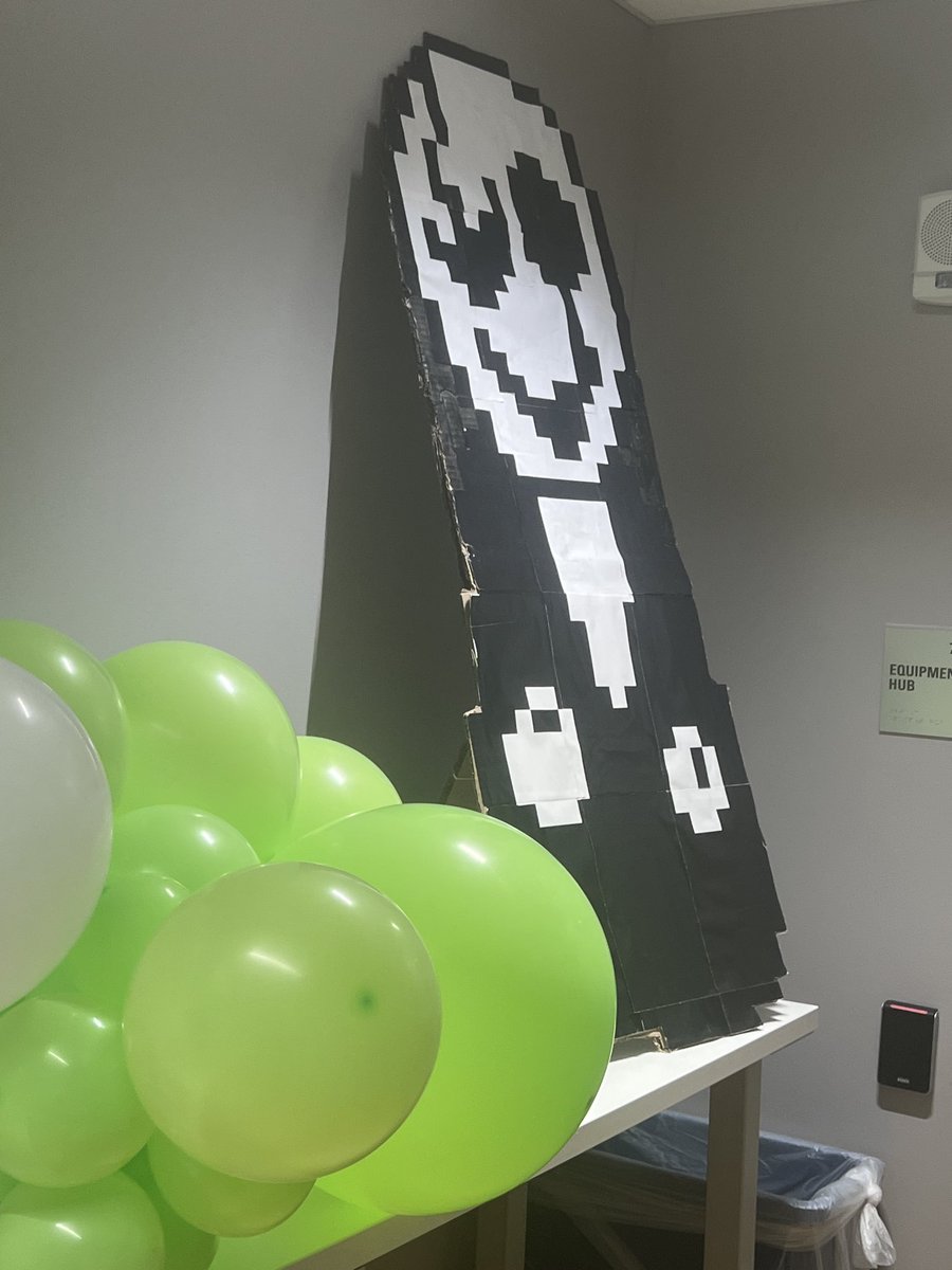 Roachmilk tweet media