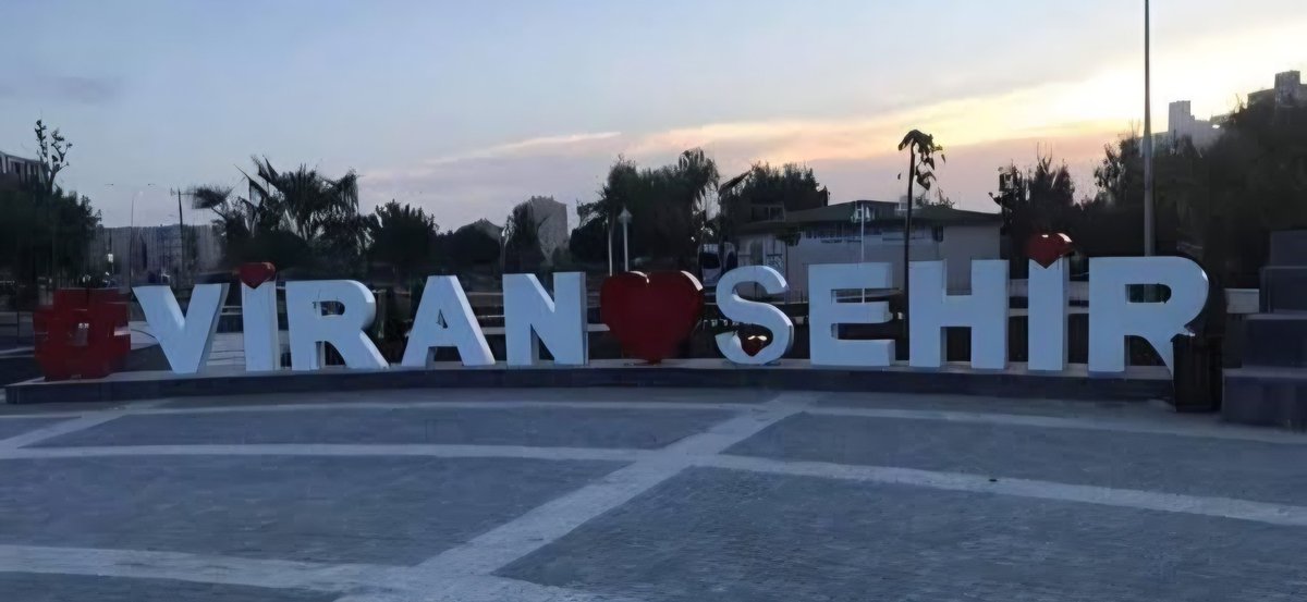 Arkadaşla Çarşıda Karşılaştık. Bu Ne Tesadüf Diyor?

Burası Viranşehir Kardeş. Çarşıdayken Evdeki Wİ-Fİ Çekiyor😅