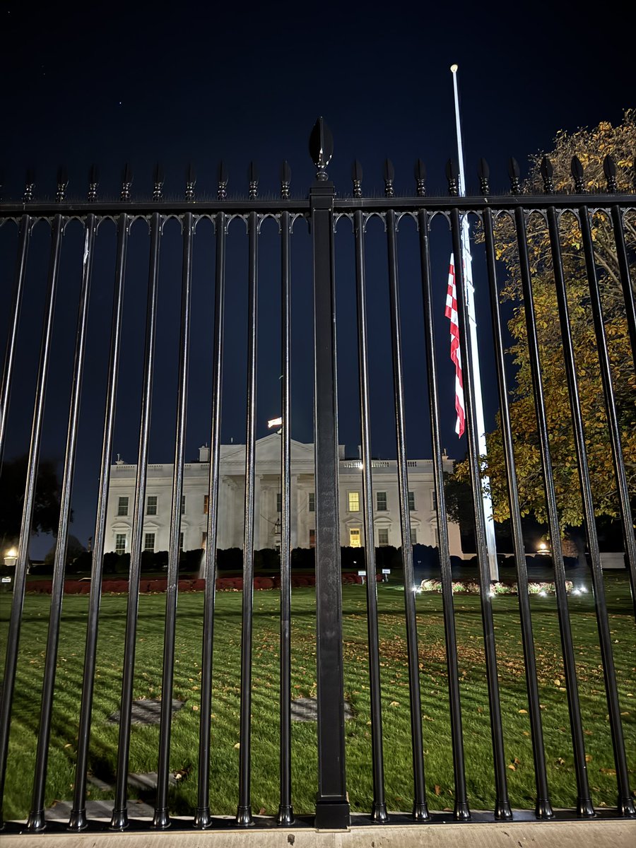 malachiobrien's tweet image. 2:02 AM

Midnight Runners Club 

💡- An idea 

How about a 250 mile run in DC in 2026. Others could join in.

I am being serious. 

Thoughts 

#DrRun #TimeToRise