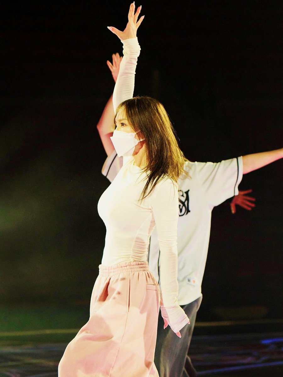 BASEMENT 浜崎あゆみ ロンT 白 BASEMENT 浜崎あゆみロンT 白