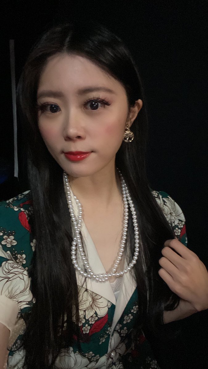 シュアン咻咻萱♡12/11-18舞台恭しき娼婦 (@ts_hsuan) / Posts / X